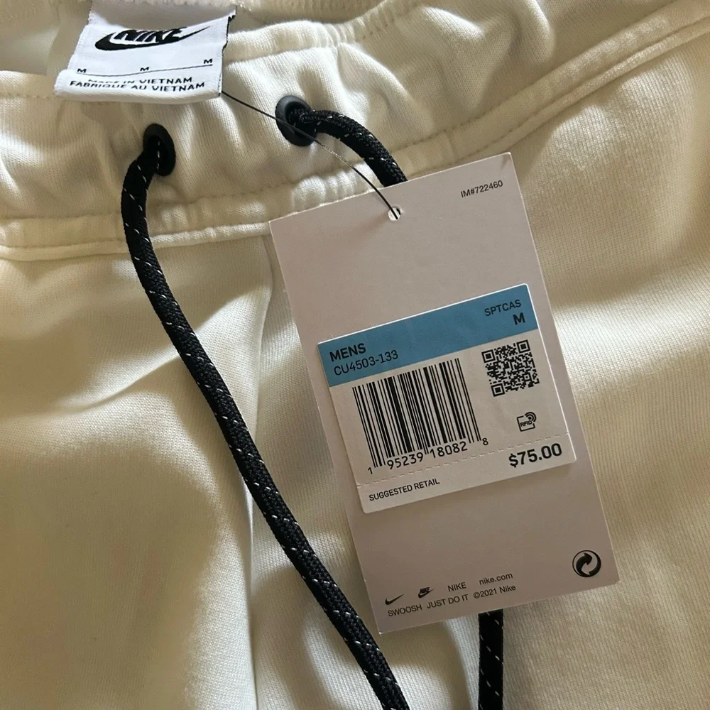 NIKE Sportswear Tech Fleece set | Men Medium | lt beige/black | NWT - Picture 4 of 5